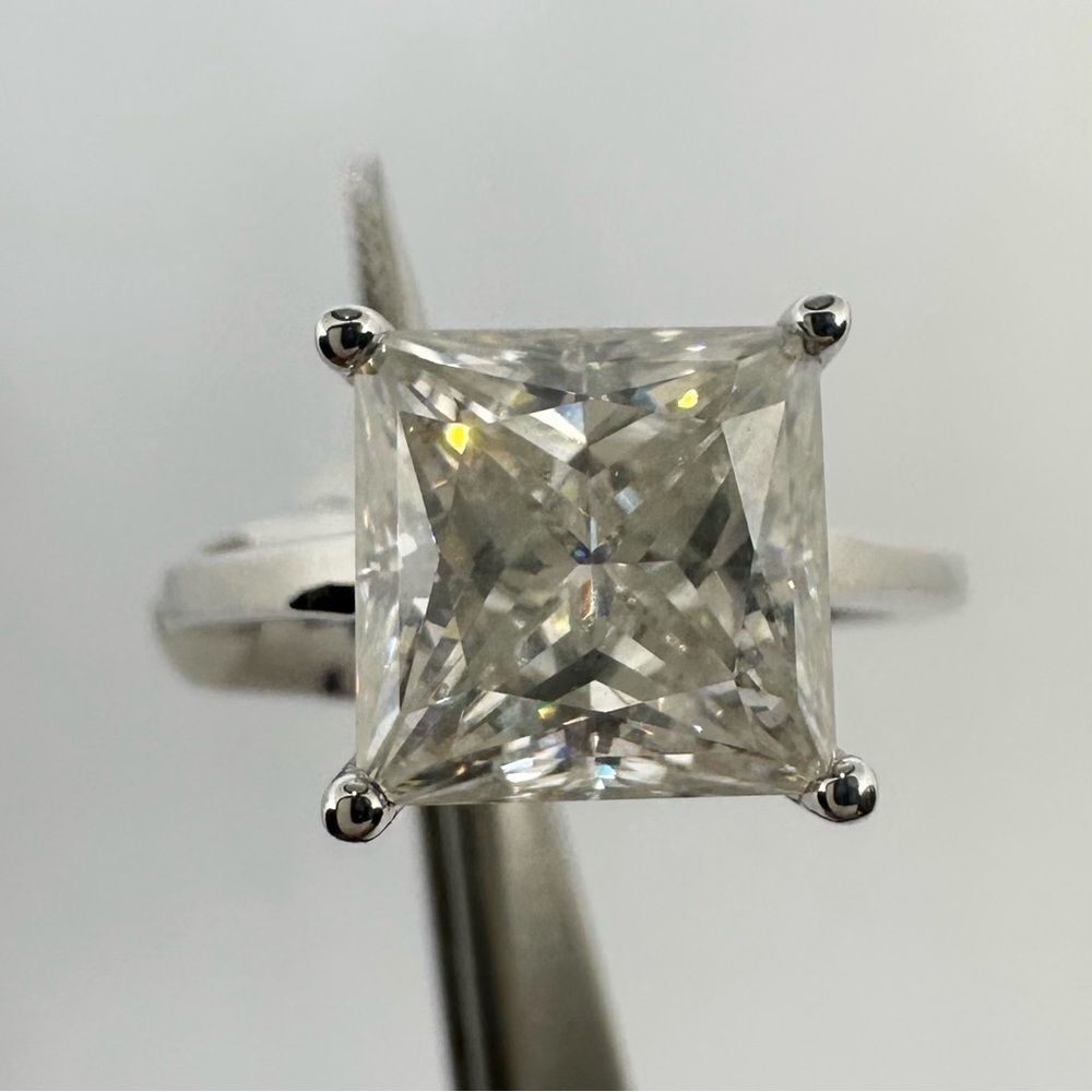 4 Carat Princess Cut Moissanite Ring 18k White Gold Finish Wedding Anniversary - Picture 6 of 12
